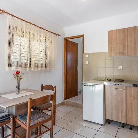 Five-bedroom In