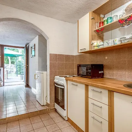 Ferienhaus Five-bedroom In Polje (Krk)