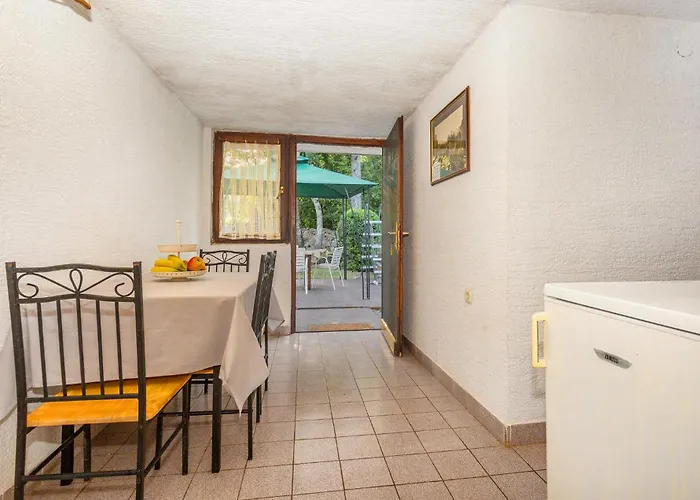Five-bedroom In Polje (Krk)