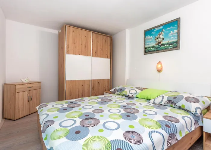 Holiday home Five-bedroom In Polje (Krk)