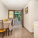 Five-bedroom In Polje (Krk)