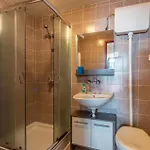 Дом отдыха Five-bedroom In Polje (Krk)